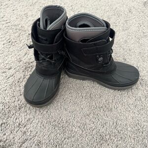 Kids Black Winter Boots